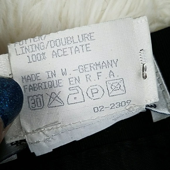 GIVENCHY- en plus- Neiman Marcus - plus size -dark navy - classic pencil skirt - Picture 6 of 9